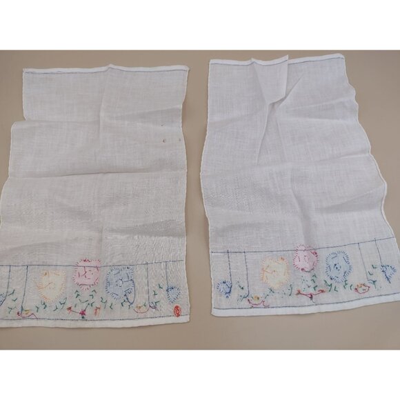 Vintage Hand Stitched Floral Linen Napkins Set Of 4 Flowers Handkerchiefs - Picture 8 of 10